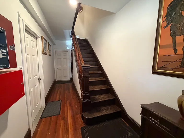 12 Perry St #3 — Photo 12