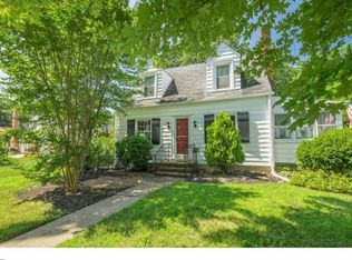 713 Chestnut St, Palmyra, NJ 08065