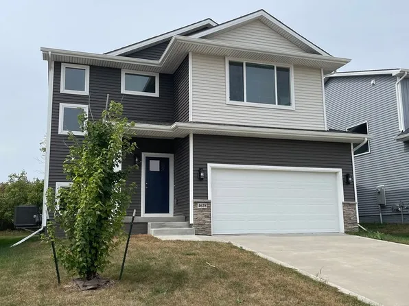 4628 167th St, Urbandale, IA 50323
