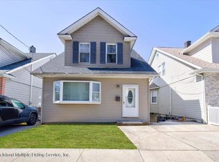 122 Watchogue Rd, Staten Island, NY 10314