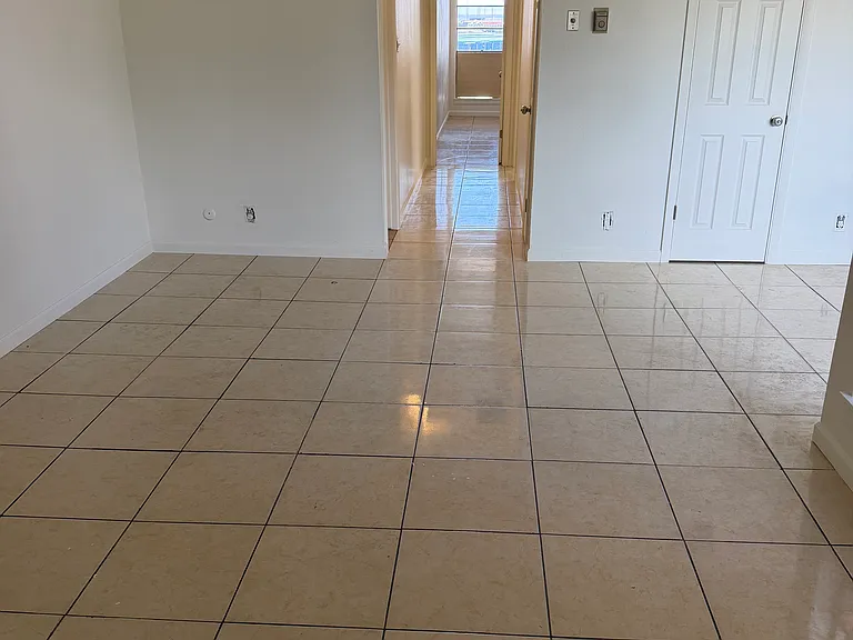 4601 Carlisle Blvd NE #12 — Photo 1