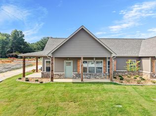 82 Maddox Ln, Chatsworth, GA 30705