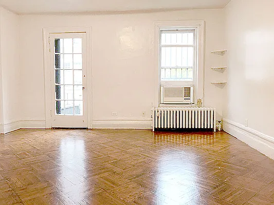 Rented by AJ Clarke | media 10