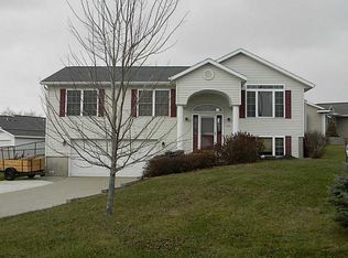 1010 Faith St, Urbana, IA 52345