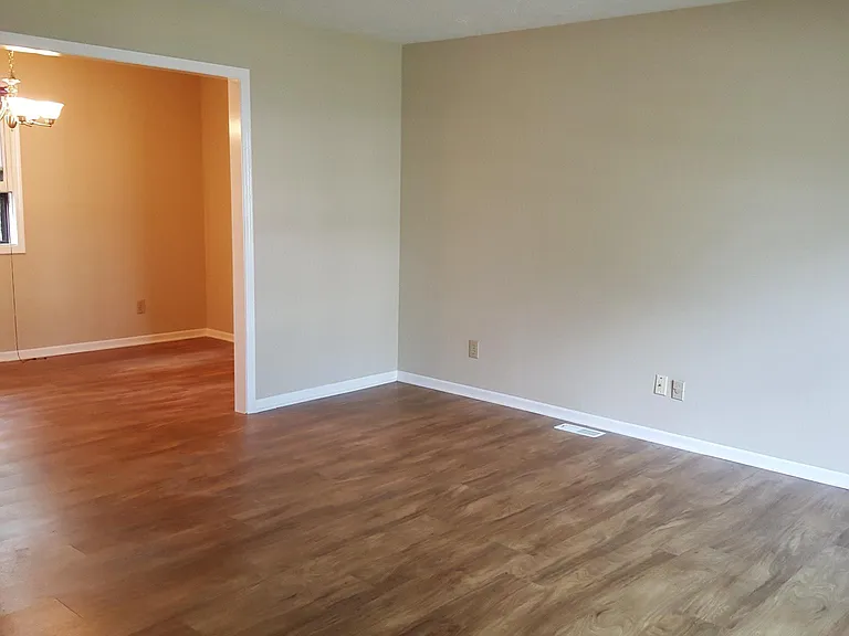 6605 Echo Ln — Photo 5
