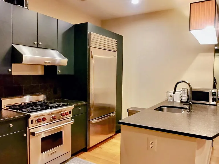2516 Q St NW #Q305 — Photo 3