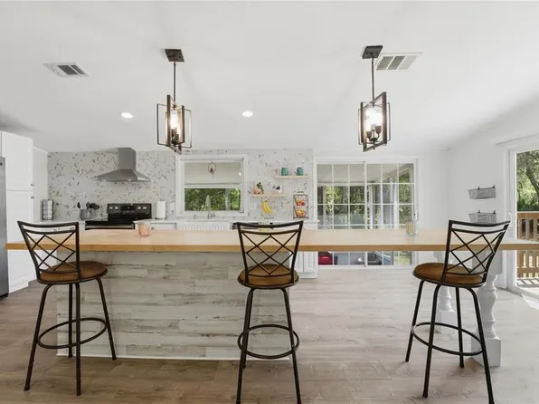 3105 Walk In Water Rd, Lake Wales, FL 33898