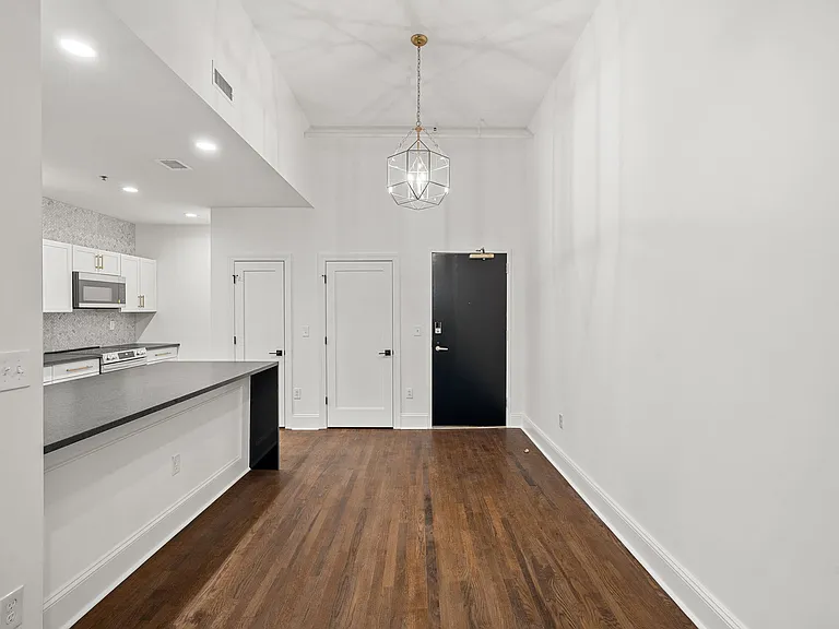 310 Arlington Ave #219 — Photo 5