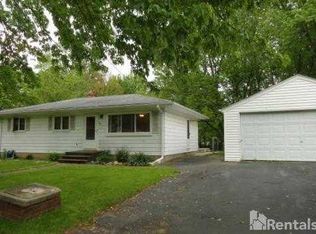 315 Cherryland St, Auburn Hills, MI