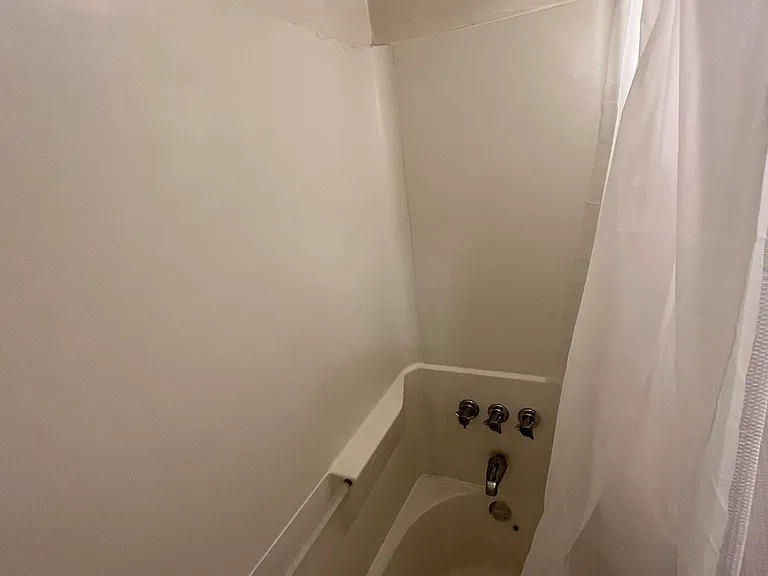 101 Comstock Ave #4 — Photo 11