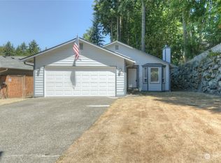 3360 Woodard Green Dr NE, Olympia, WA 98506