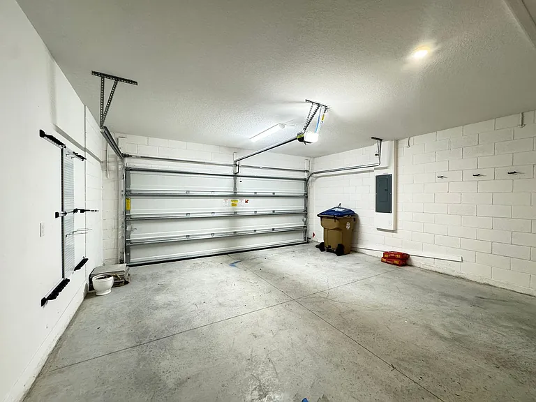 320 Mariana Way — Photo 45