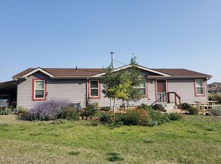 845 E Bon Temps Rd, Teasdale, UT 84773