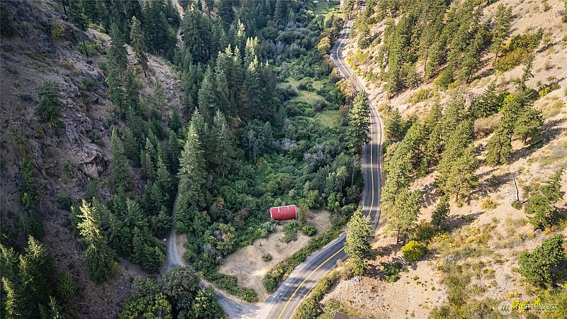 4th image of 8979 Olalla Canyon Road