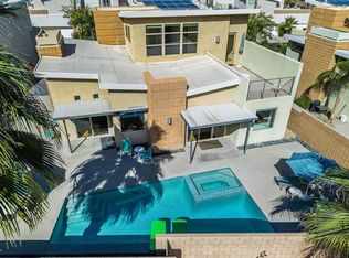 941 Oceo Cir S, Palm Springs, CA 92264