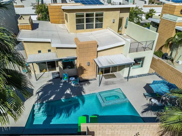 941 Oceo Cir S, Palm Springs, CA 92264