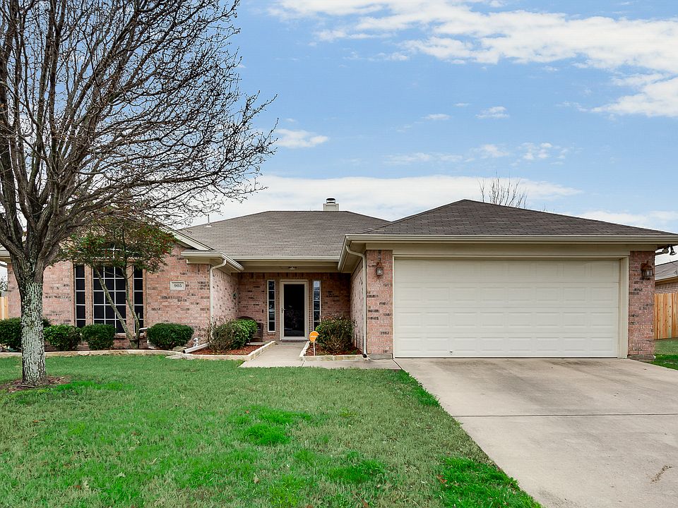 1st image of 905 White Clover Ct