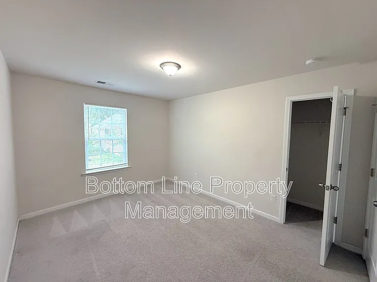 729 Willshire Falls Dr — Photo 17