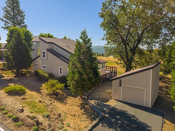 2nd image of 1357 Sandalwood Dr