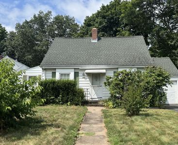 484 Pine Rock Avenue, Hamden, CT, 06514