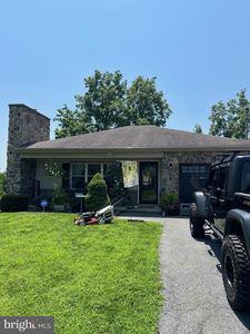 92 W Main St, Leola, PA, 17540