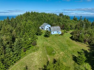 94811 Adams Rd, Gold Beach, OR 97444