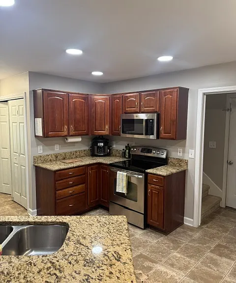 405 Tranquill Ln — Photo 14