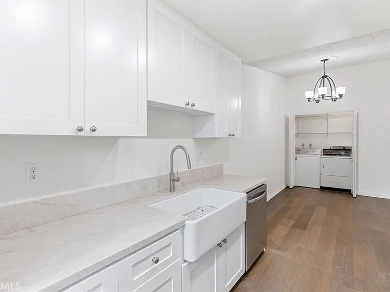 26058 Serrano Ct — Photo 13