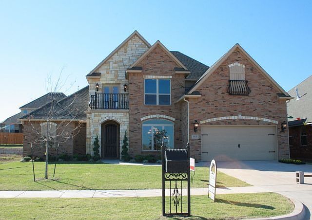 1st image of 6810 SW Majestic Oak Blvd