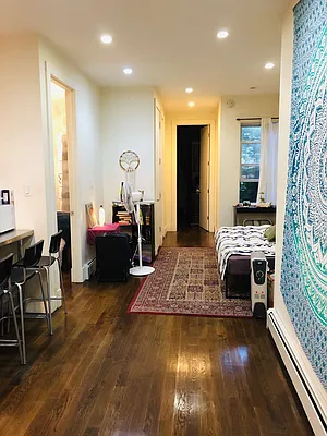 Rented by HSK Group Inc | media 32