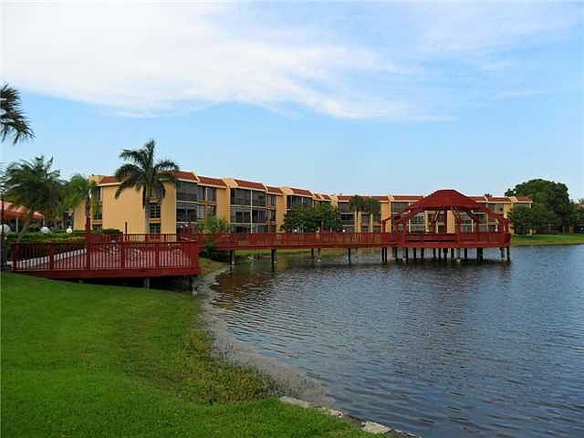 1st image of 6428 Coral Lake Dr #304