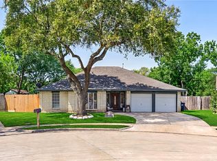 1103 Pinecroft Dr, Sugar Land, TX 77498