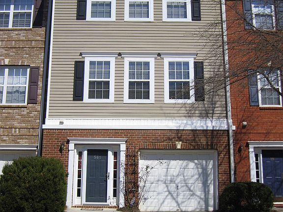 4th image of 561 Lantern Wood Dr #561