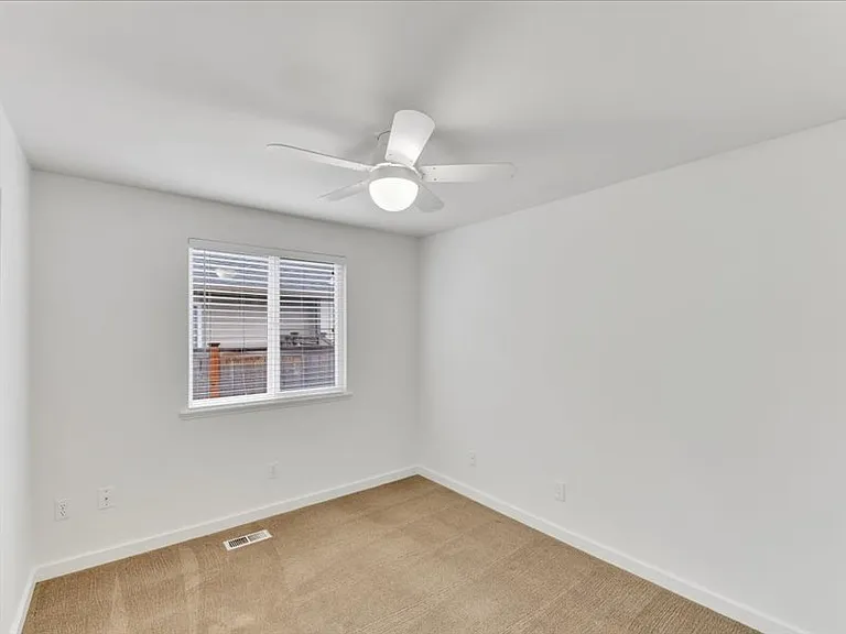 22734 SE 264th Pl — Photo 17