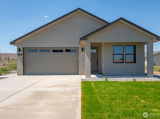 929 Ivy Ave NE, Ephrata, WA 98823