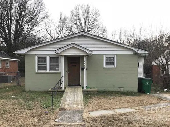 1905 Saint Luke St, Charlotte, NC 28216