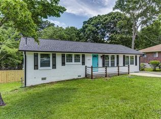 6977 Eunice Dr, Riverdale, GA 30274