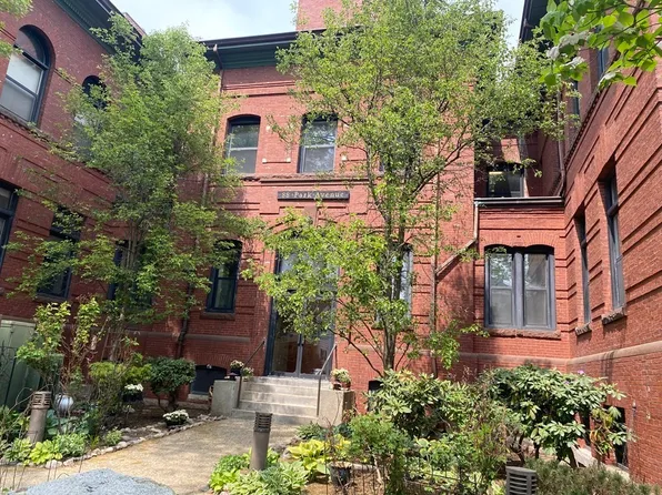 88 Park Ave APT 411, Arlington, MA 02476