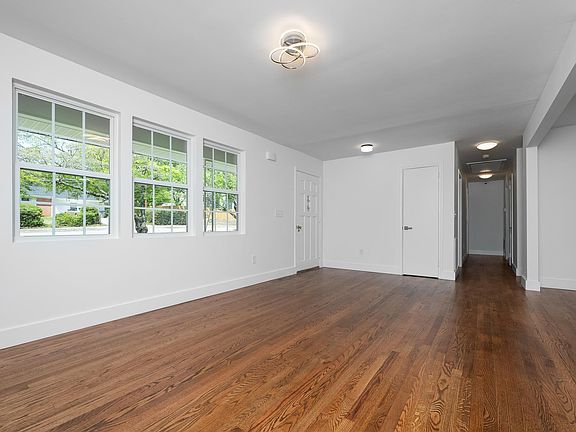 5th image of 105 Eunice Dr