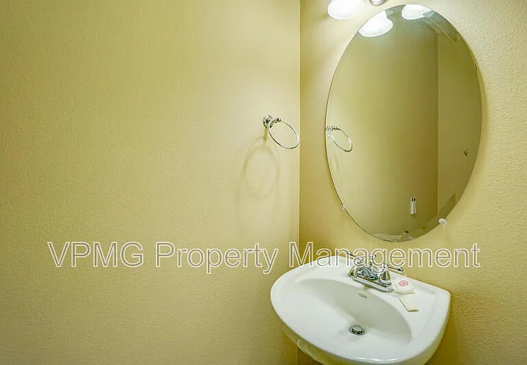 1403 SE 194th Pl — Photo 8