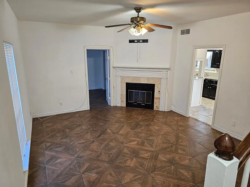 3212 Chisholm Trl