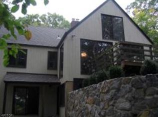 11 Ames Rd, Morristown, NJ 07960