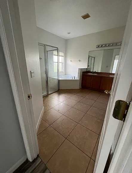 3705 Greencrest Ct — Photo 25