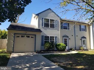 62 Old Orchard Dr, Sicklerville, NJ 08081
