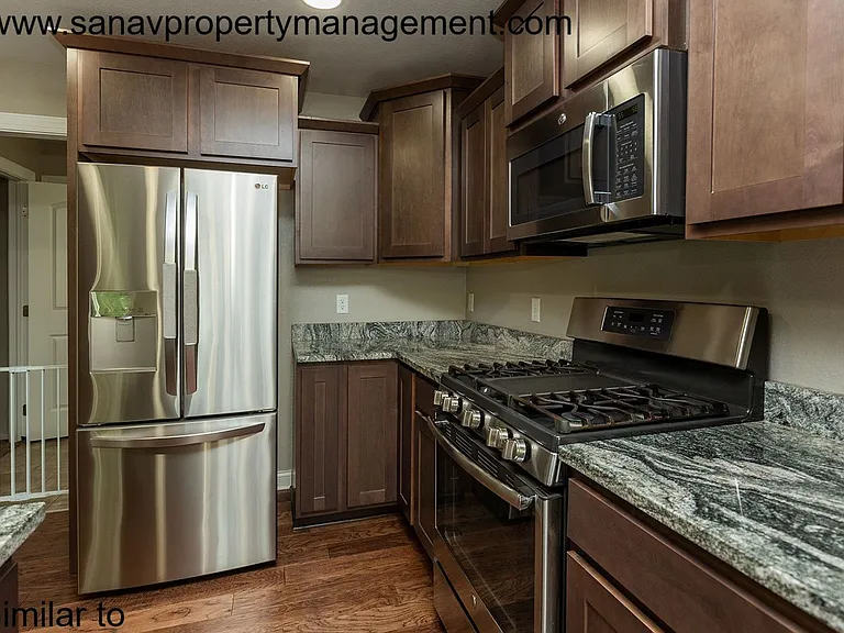 303 Marie Ave — Photo 10