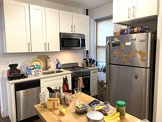 Rented by Tapiro Realty