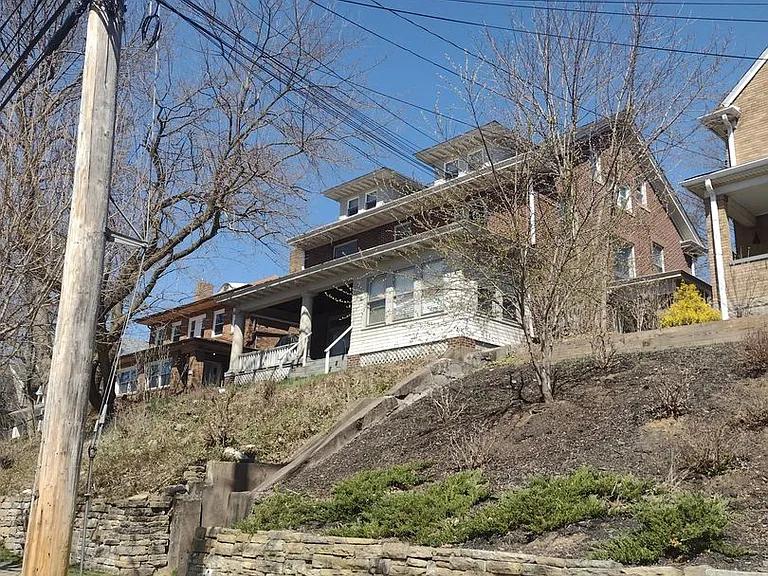 256 Mabrick Ave — Photo 6