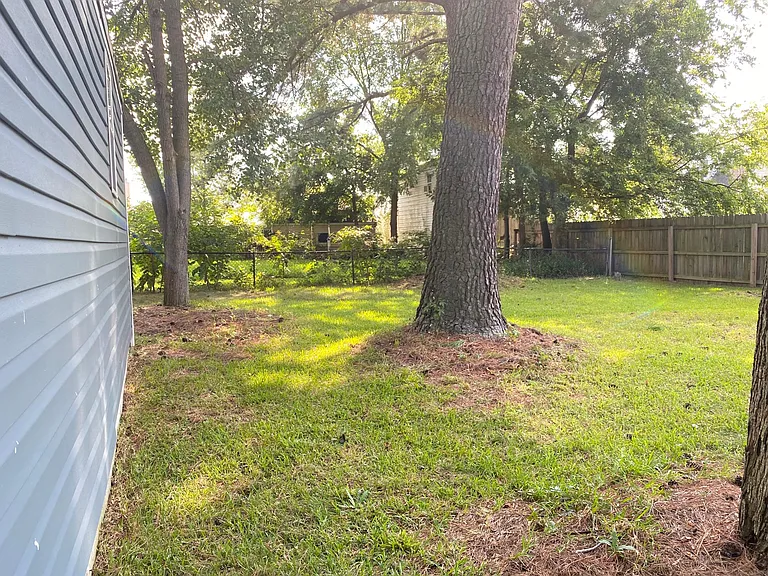 3509 Floyd St — Photo 24