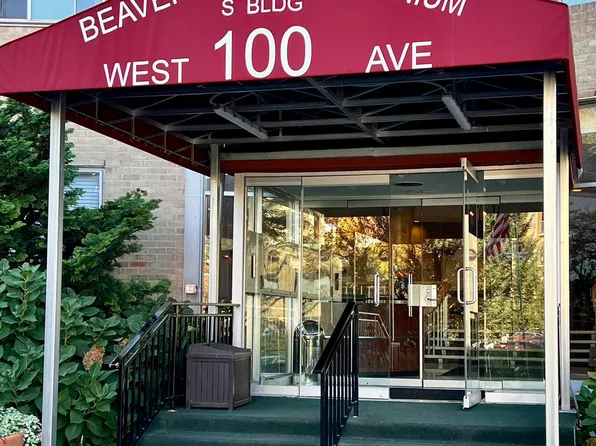 100 West Ave APT 418, Jenkintown, PA 19046