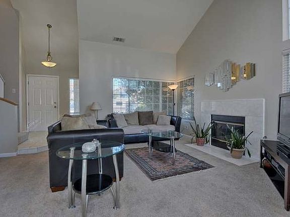 2nd image of 741 Las Palmas Dr